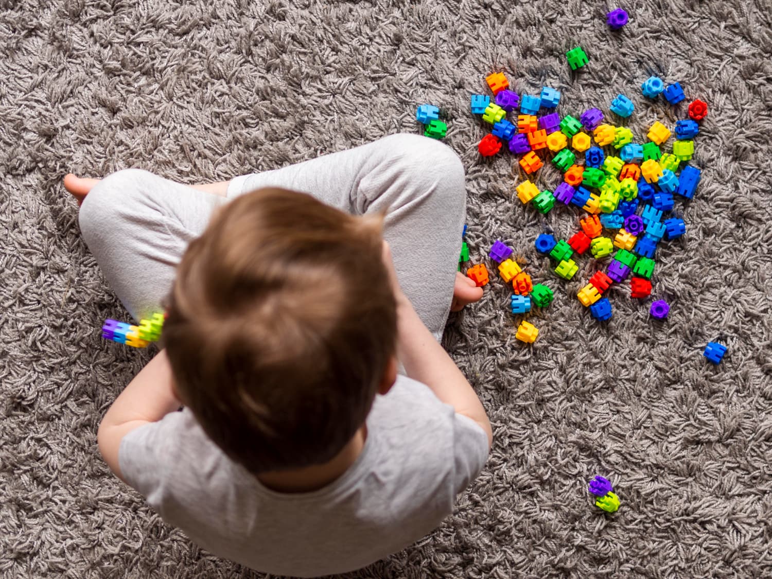 Autismo é genético? O que dizem os estudos (até 90%)